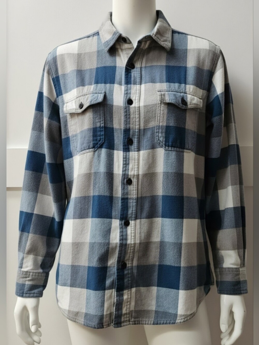 RedHead Blue, Gray and White Plaid Button-Down Shirt Large
